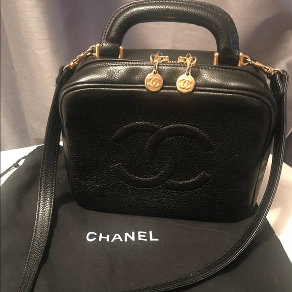 chanel lunch bag